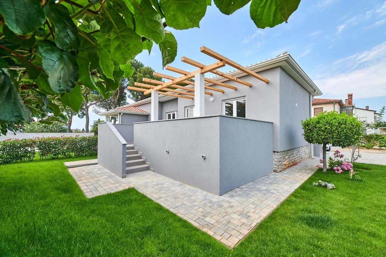 Daire Apartmani Ivana Umag